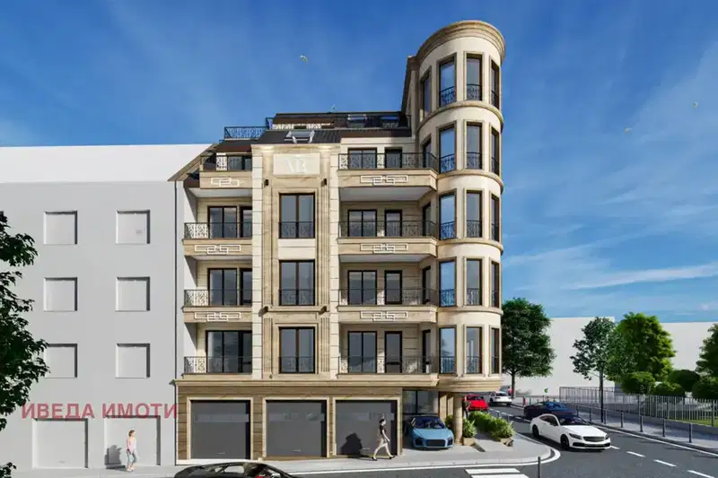 Тристаен апартамент с 93 кв.м в Център, Варна, ново строителство