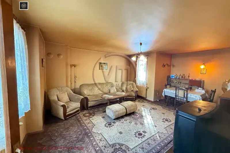 3-bedroom apartment in Varna, Centyr