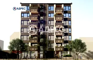 Тристаен апартамент в Център на Варна с тераса