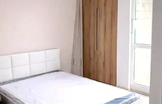 Двустаен апартамент с асансьор в Център, Варна
