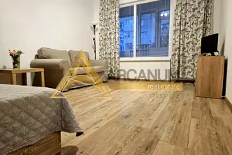 апартамент във Варна, Център