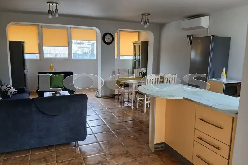 3-bedroom apartment in Varna, Centyr