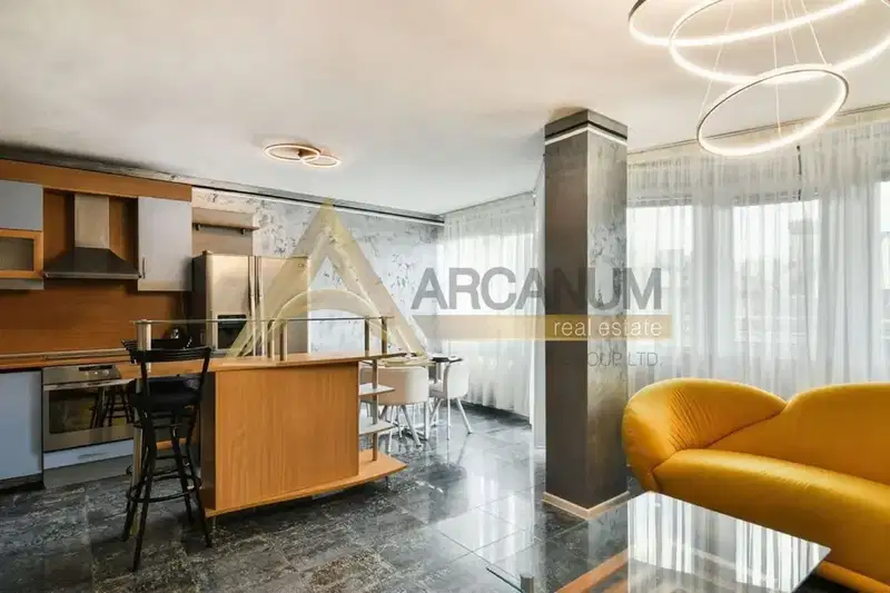 4-bedroom apartment in Varna, Centyr