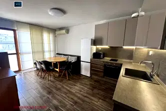 Тристаен апартамент с тераса в кв. Чайка, Варна
