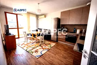 апартамент във Варна, Чайка