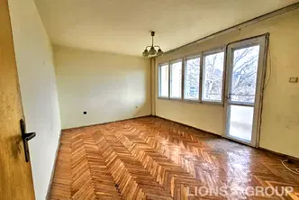 4-стаен апартамент с три тераси в квартал Чайка, Варна