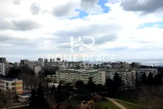 4-стаен апартамент с две тераси в кв. Чайка, Варна