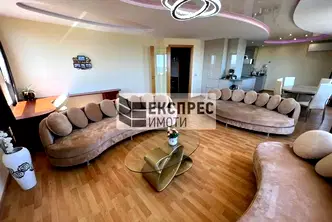 Луксозен 2-стаен апартамент с тераса и джакузи в Чаталджа, Варна