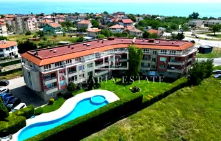 2-стаен апартамент в Галата с тераса и паркомясто