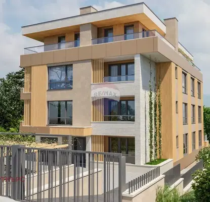 Снимка 5 — Двустаен апартамент с тераса в Галата, Варна