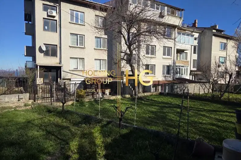 3-bedroom apartment in Varna, Galata