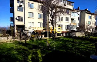 Тристаен апартамент с морска панорама в Галата, Варна