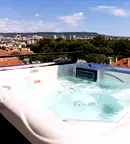 Просторен 4-стаен пентхаус с 360-градусова гледка в Гръцка махала