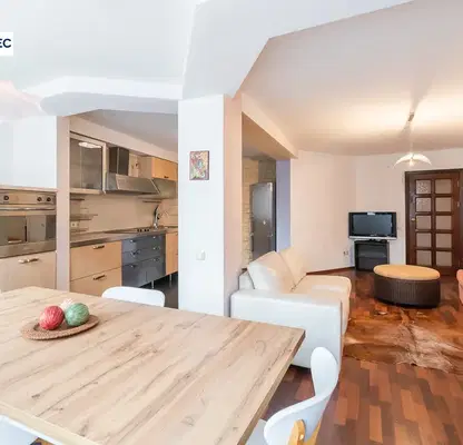 Photo 2 — Three-room apartment in Gretska mahala with two terraces in Varna