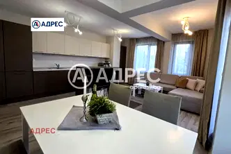 4-стаен апартамент с две тераси в Гръцка махала, Варна