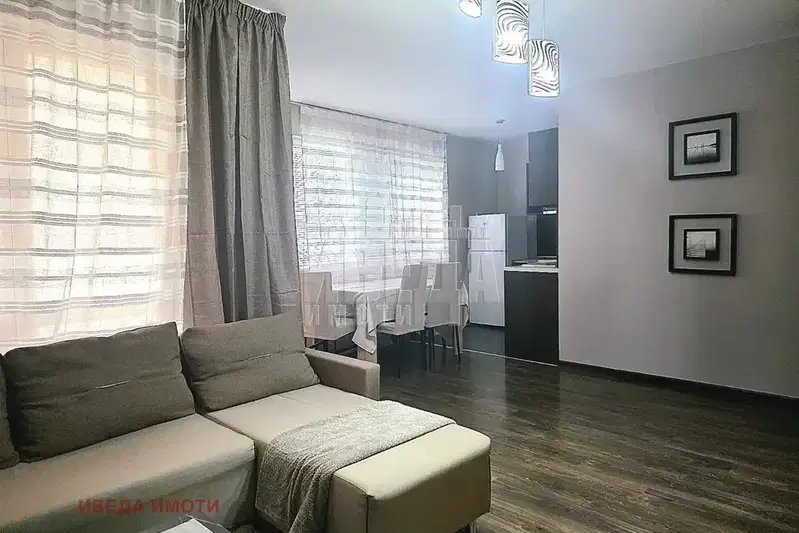apartment in Varna, Hei