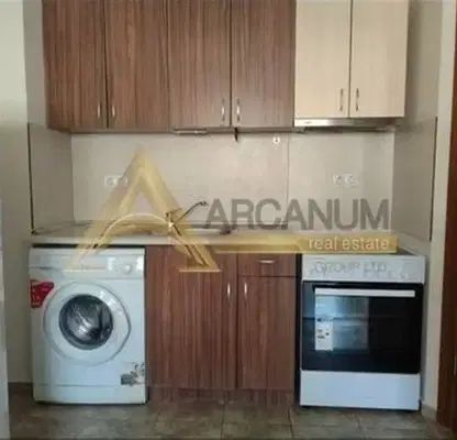 Снимка 2 — Двустаен апартамент с южно изложение в ХЕИ, Варна