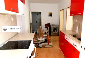 Тристаен апартамент с тераса на 3-ти етаж в ХЕИ, Варна