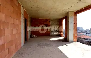 Двустаен апартамент с тераса в кв. Изгрев, Варна