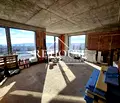 Снимка 4 — Тристаен апартамент 275 кв.м в Изгрев, Варна с двор