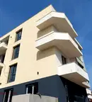 Просторен 3-стаен апартамент в Изгрев с южна тераса