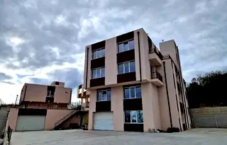 Тристаен апартамент във Варна, Изгрев