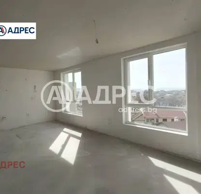 Снимка 3 — Двустаен апартамент на 5-ти етаж в Колхозен пазар, Варна