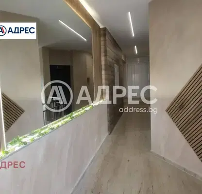 Снимка 4 — Двустаен апартамент на 5-ти етаж в Колхозен пазар, Варна