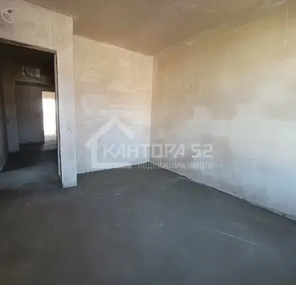 Снимка 3 — Двустаен апартамент в Колхозен пазар, Варна с балкон