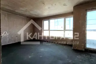 Двустаен апартамент в Колхозен пазар, Варна с балкон