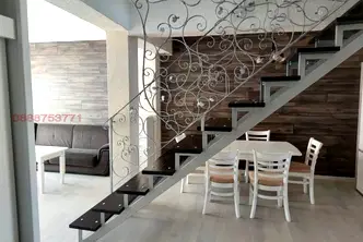 Многостаен апартамент във Варна, Колхозен пазар