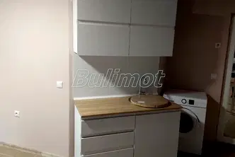 Едностаен апартамент под наем в Колхозен пазар, Варна с паркинг