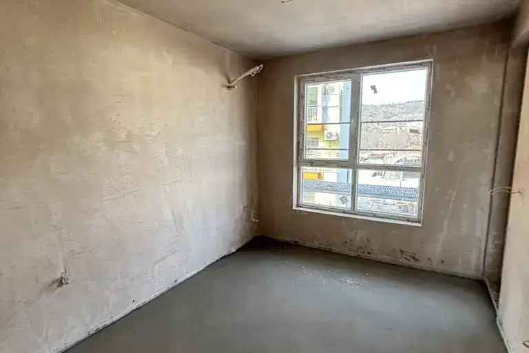 2-стаен апартамент в Левски 1, Варна с тераса