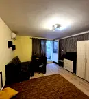 Двустаен апартамент на партер в кв. Левски, Варна с тераса