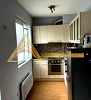 Тристаен апартамент в кв. Левски, Варна, 3-ти етаж