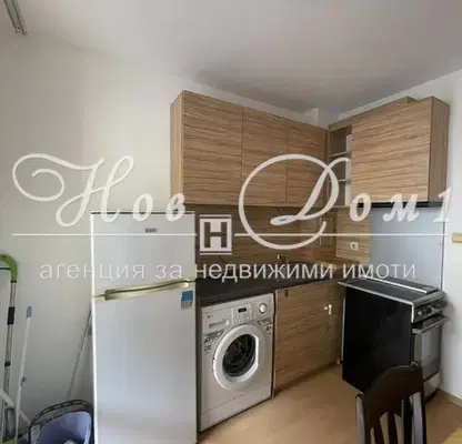 Снимка 3 — Двустаен апартамент в Лятно кино Тракия, Варна с тераса