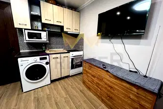 Тристаен апартамент на партер в Лятно кино Тракия, Варна