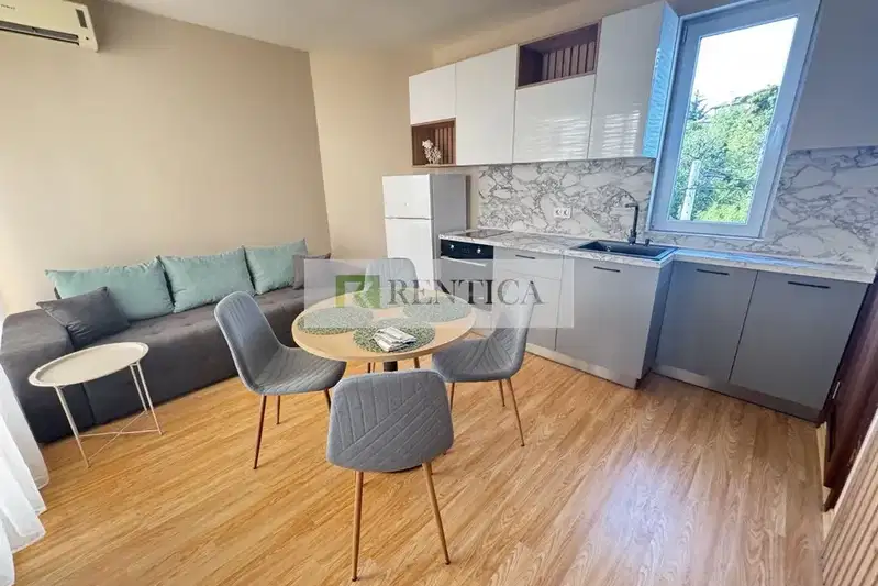 apartment in Varna, Alen Mak