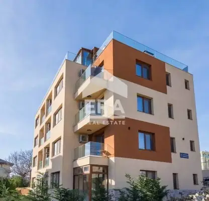 Снимка 2 — Двустаен апартамент с двор в м-т Горна Трака, Варна