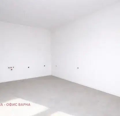 Снимка 3 — Тристаен апартамент с тераса и морска панорама в м-т Пчелина, Варна