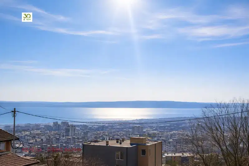 3-bedroom apartment in Varna, Pchelina