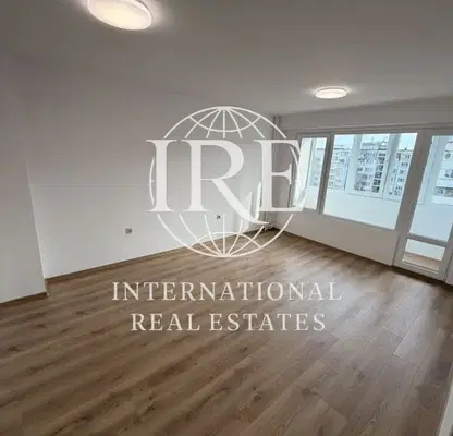 Photo 4 — 3-bedroom apartment in Varna, Mladost 1