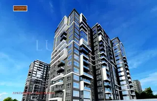 Тристаен апартамент в Младост 1, Варна с тераса