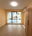 Двустаен апартамент с южно изложение в Младост 1, Варна