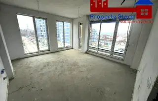 Тристаен апартамент с тераса в нова сграда в Младост 2, Варна
