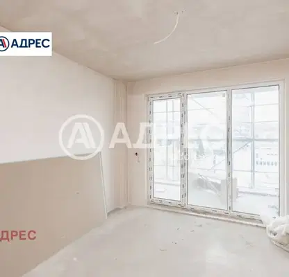 Снимка 3 — Двустаен апартамент с тераса в нова сграда в Победа, Варна