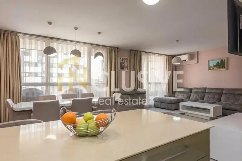 5-bedroom apartment in Varna, Pobeda