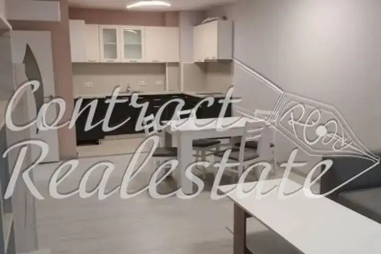 Тристаен апартамент с паркомясто в Победа, Варна