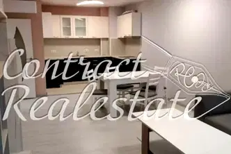 Тристаен апартамент с паркомясто в Победа, Варна