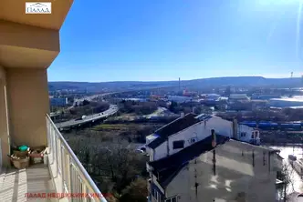 Двустаен апартамент с панорамна тераса в Погреби, Варна